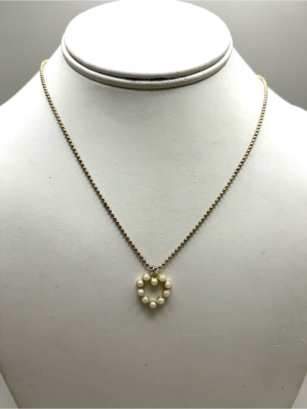 KICHU Gold Tone Pearl Heart Pendant Necklace Delicate Ball Chain Dainty Love Hea